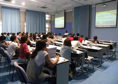 武漢公務(wù)員培訓機構(gòu)排行榜前十名深度解析與教育咨詢服務(wù)指南