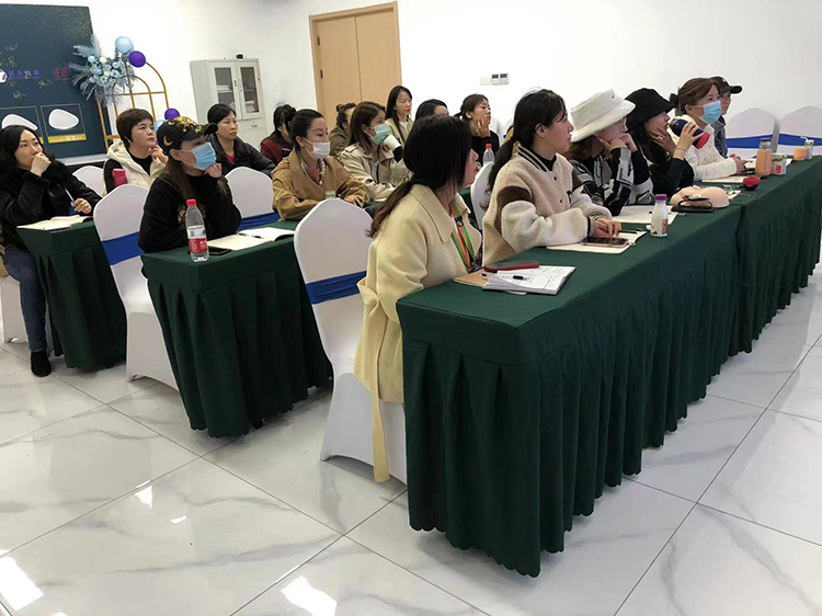 山西太原微整學校在線咨詢學習 開啟專業(yè)醫(yī)美教育新篇章